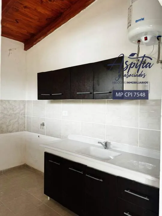 VENTA Casa a estrenar 2 dormitorios – pileta – COMUNA SAN ROQUE