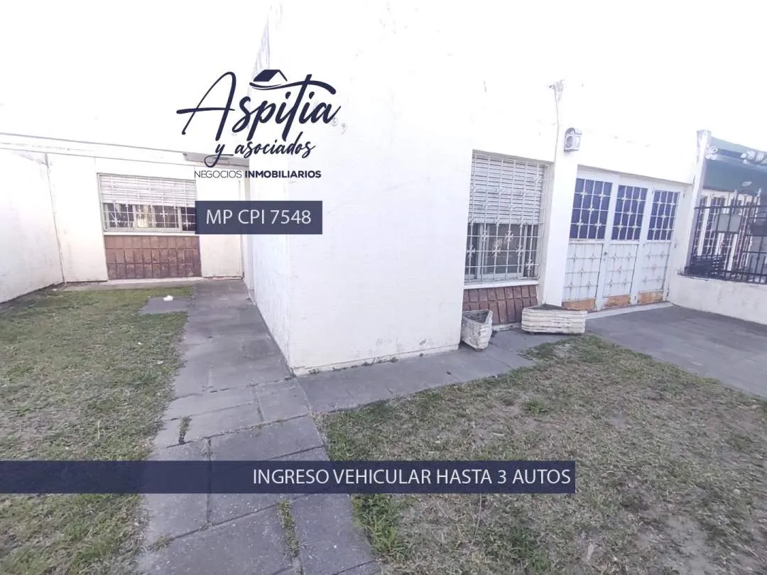 VENTA Casa 3 dormitorios con patio y cochera – Poeta Lugones Córdoba