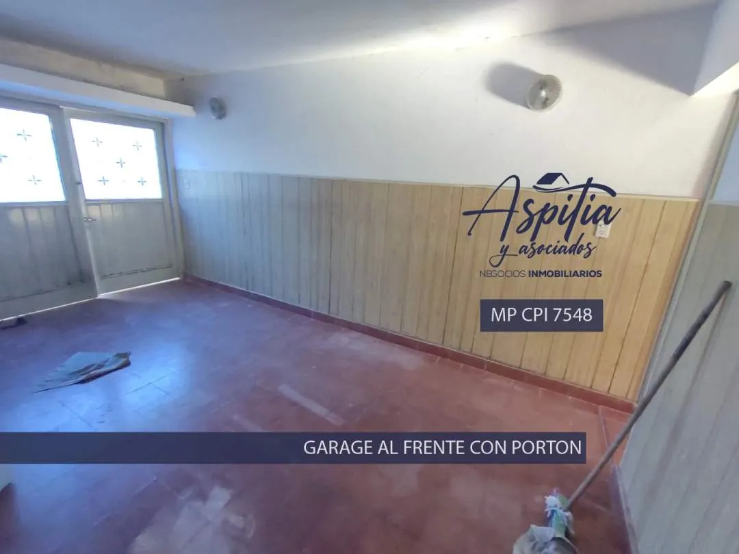 VENTA Casa 3 dormitorios con patio y cochera – Poeta Lugones Córdoba