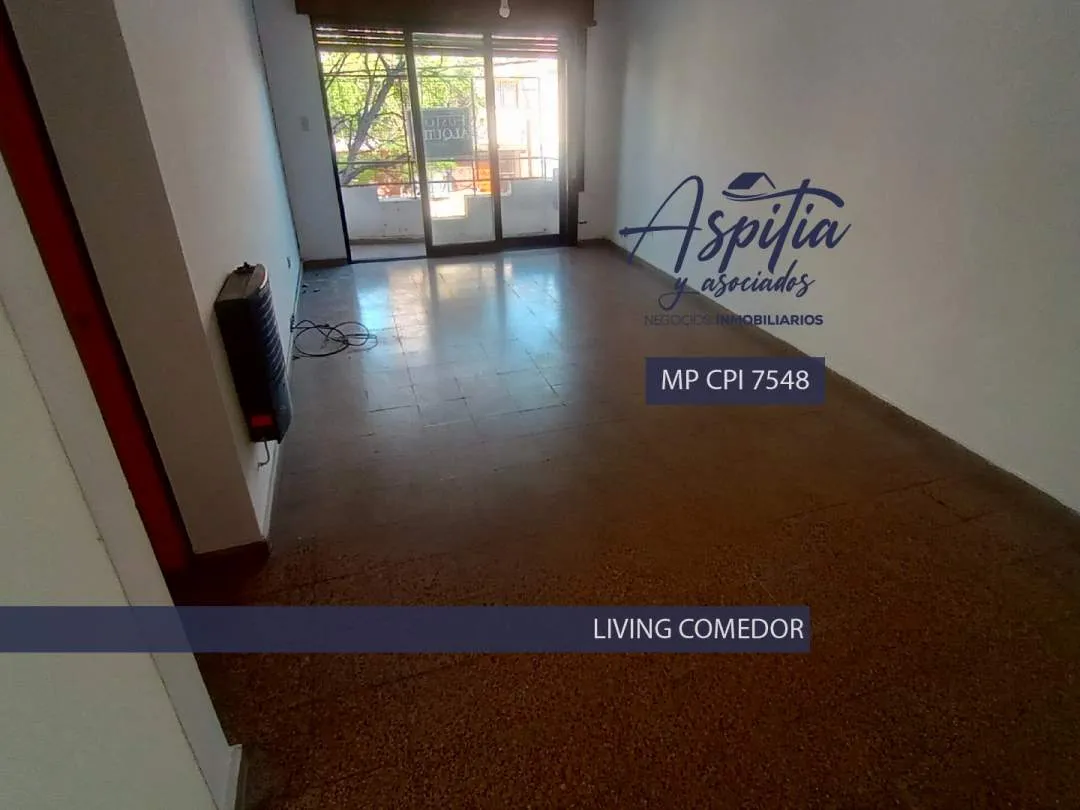 VENTA Departamento 2 dormitorios con balcon - Alta Córdoba