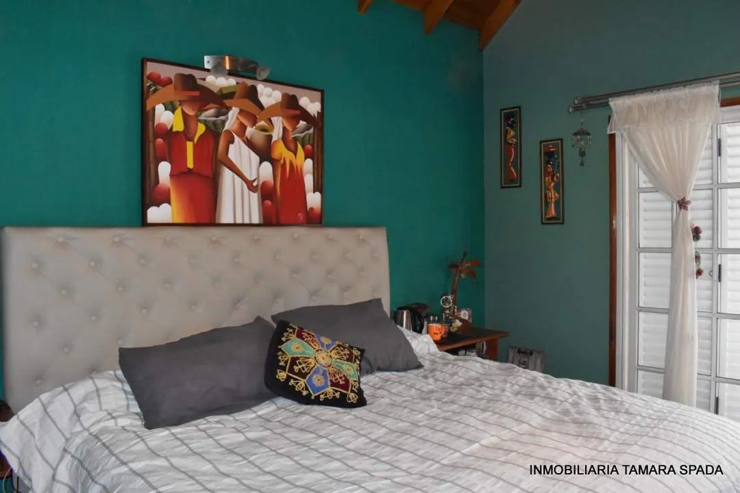 CASA 5 AMBIENTES EN MAR DEL TUYU