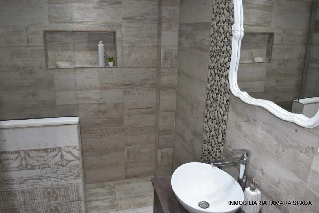 CASA 5 AMBIENTES EN MAR DEL TUYU