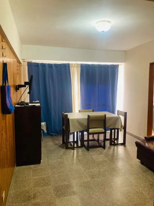 DEPTO 2 AMBIENTES CENTRICO-RESERVADO .-