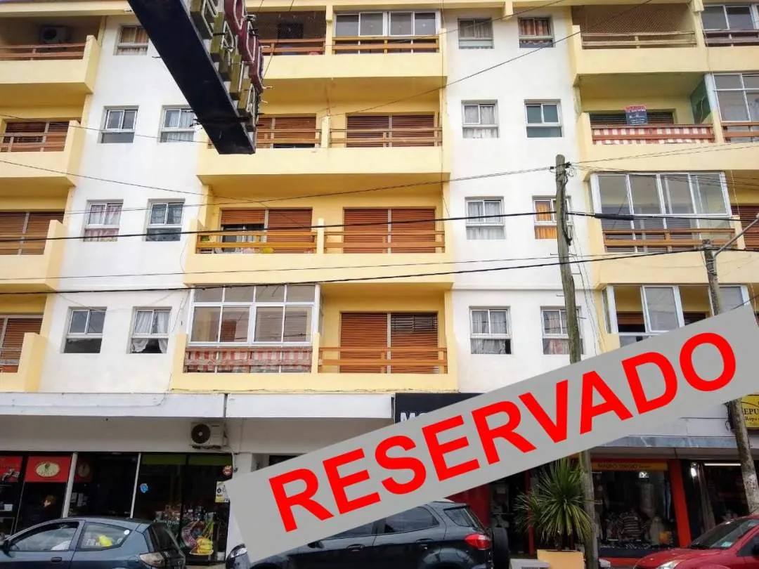 DEPTO 2 AMBIENTES CENTRICO-RESERVADO .-