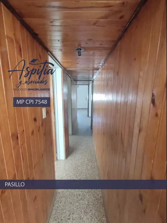 VENTA de casa de 3 dormitorios con patio y cochera en Los Granados Córdoba