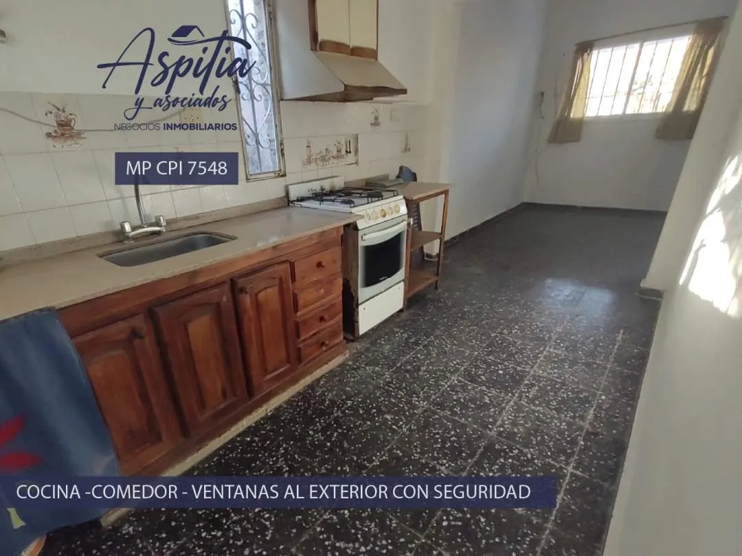 VENTA - Casa de 3 dormitorios en San Lorenzo Sur