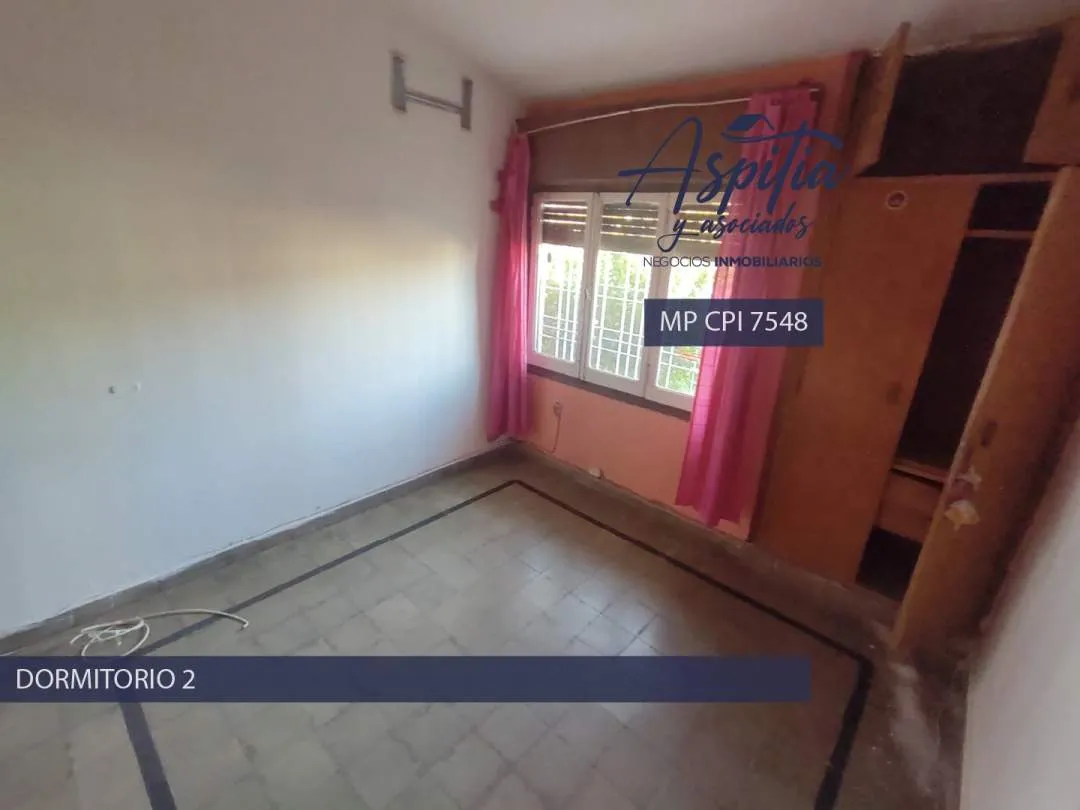 VENTA - Casa de 3 dormitorios en San Lorenzo Sur