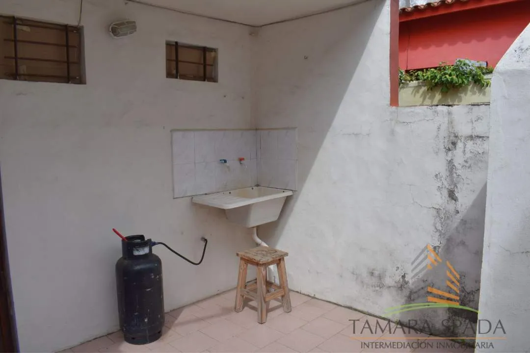 DUPLEX A METROS DEL CENTRO DE SANTA TERESITA