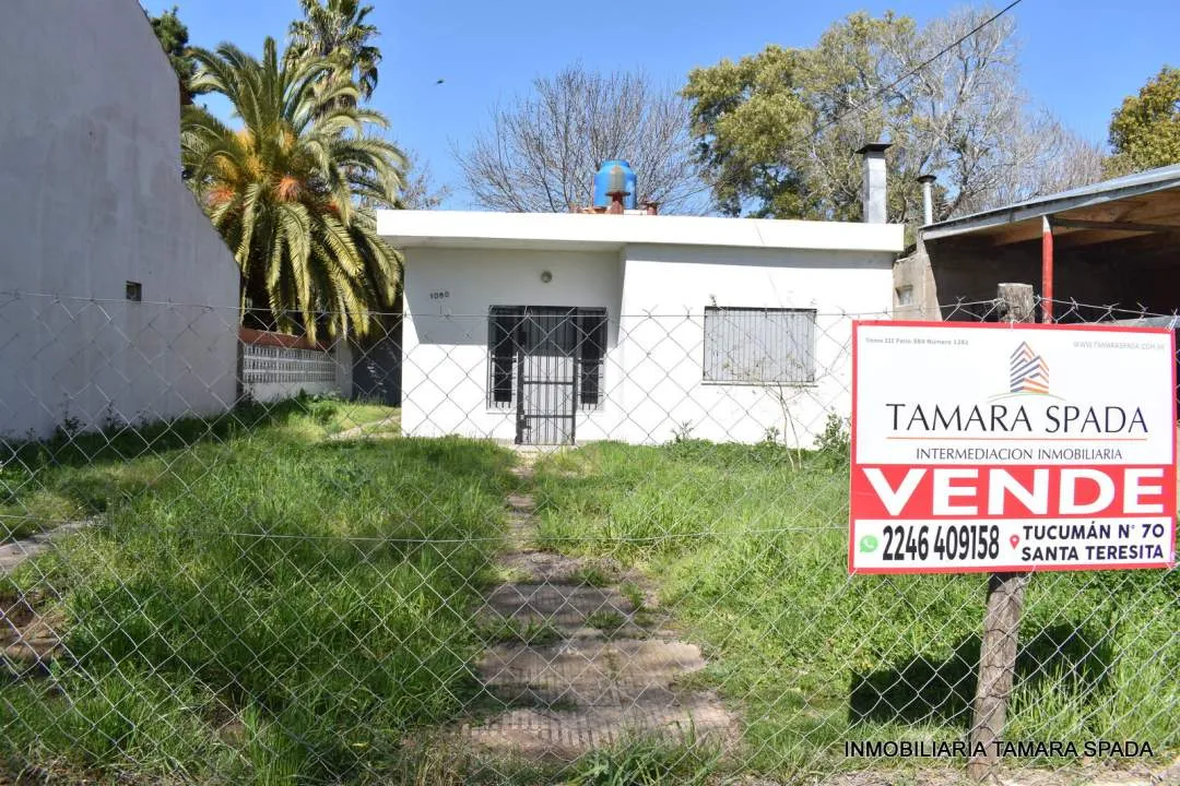 CASA EN LOTE A DOS CUADRAS DEL PARQUE GOLF