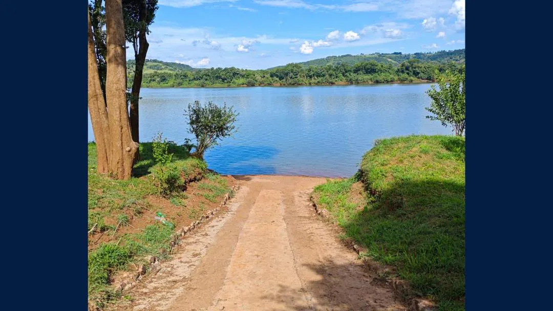 Terreno frente al Río Uruguay en country Portal del Rio.