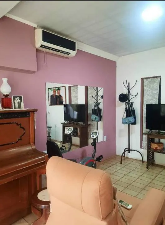 ¡Casa Amplia y Bien Ubicada en Oberá!
