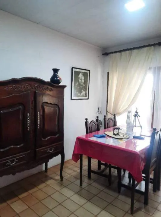 ¡Casa Amplia y Bien Ubicada en Oberá!