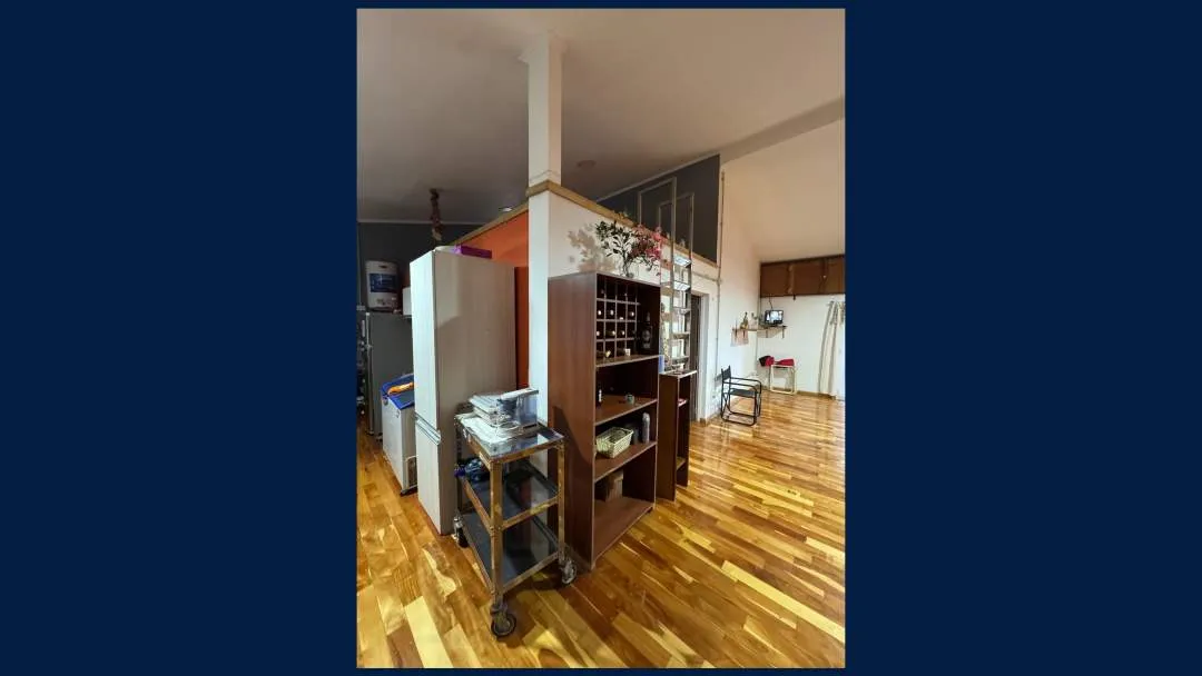 Casa en 2 Plantas y Local Comercial