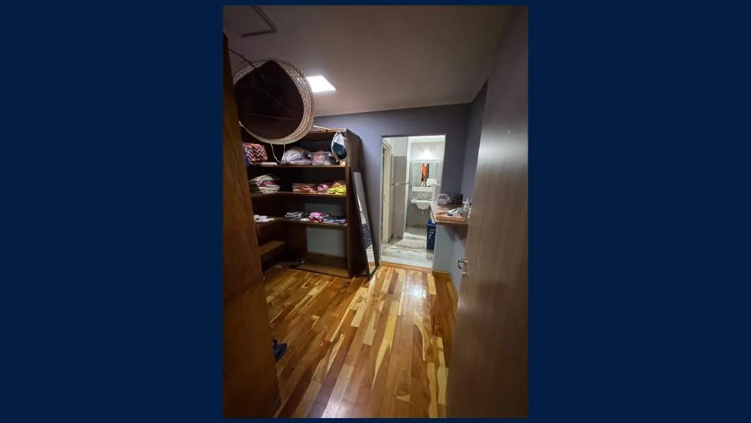 Casa en 2 Plantas y Local Comercial
