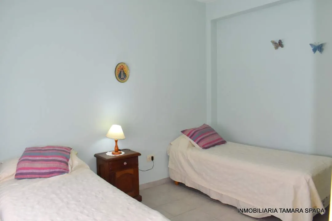 EXCELENTE CASA FRENTE AL MAR