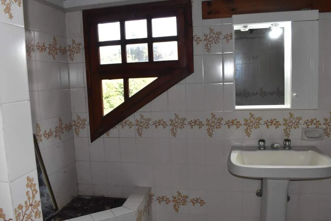 FINANCIA ACEPTA PERMUTA: CASA EN SANTA TERESITA SOBRE EL MONTE