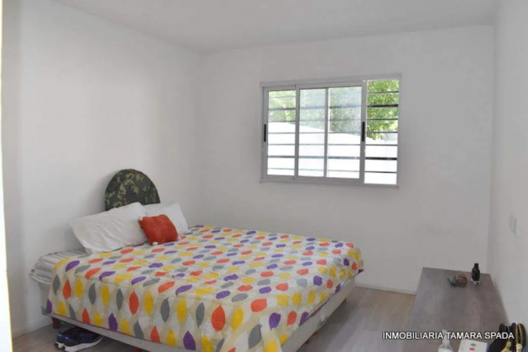 CASA A METROS DE LA CANCHA DE GOLF