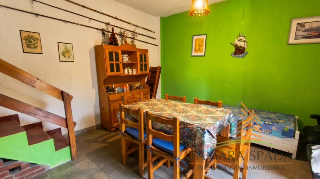 DUPLEX SOBRE EL MONTE Y A METROS DEL MAR