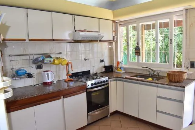CASA EN EL MONTE