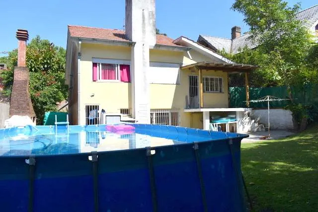 CASA EN EL MONTE