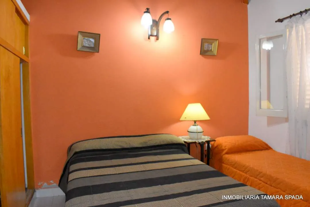 EXCELENTE CASA EN BARRIO PARQUE GOLF