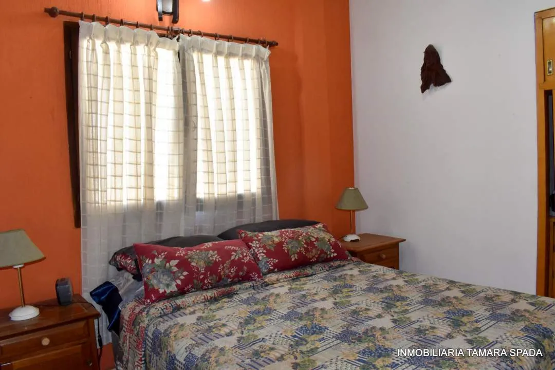EXCELENTE CASA EN BARRIO PARQUE GOLF