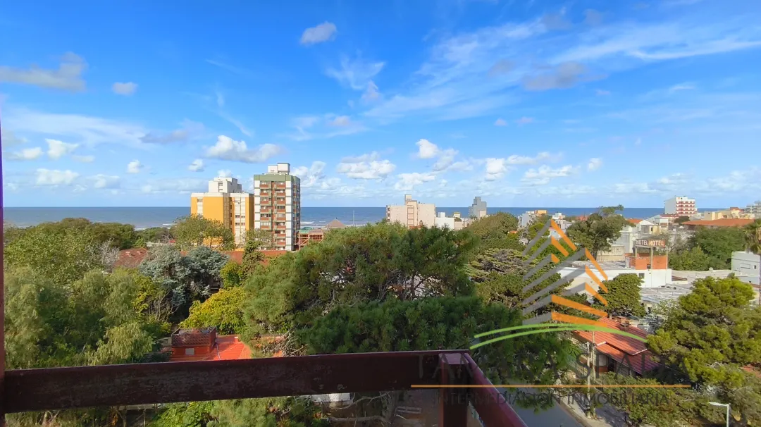 DEPARTAMENTO DE CUATRO AMBIENTES A 200 METROS DEL MAR