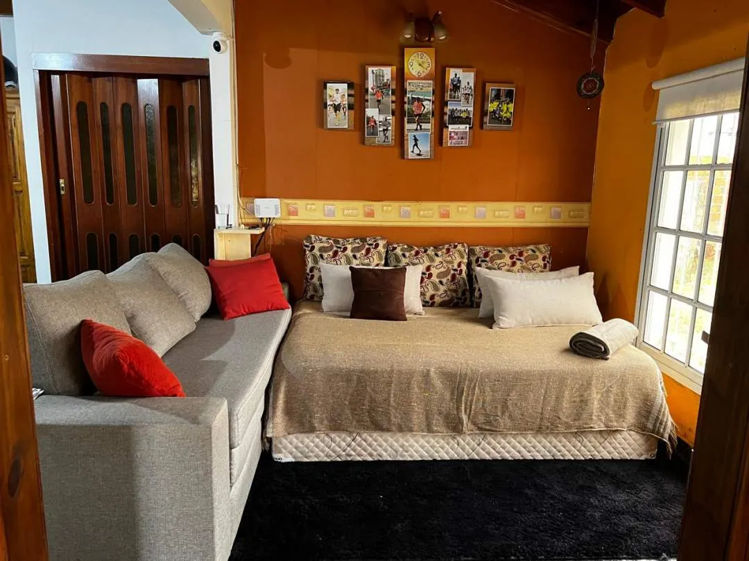 CASA CON EXCELENTES COMODIDADES