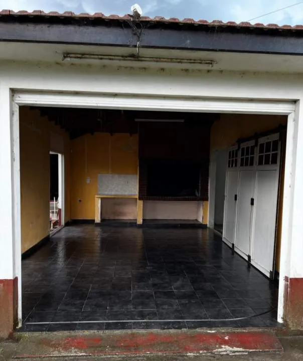 CASA CON EXCELENTES COMODIDADES