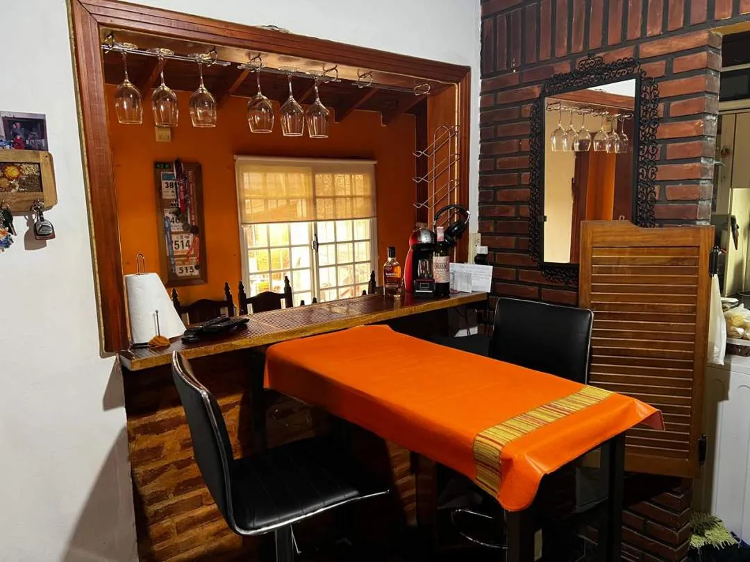 CASA CON EXCELENTES COMODIDADES