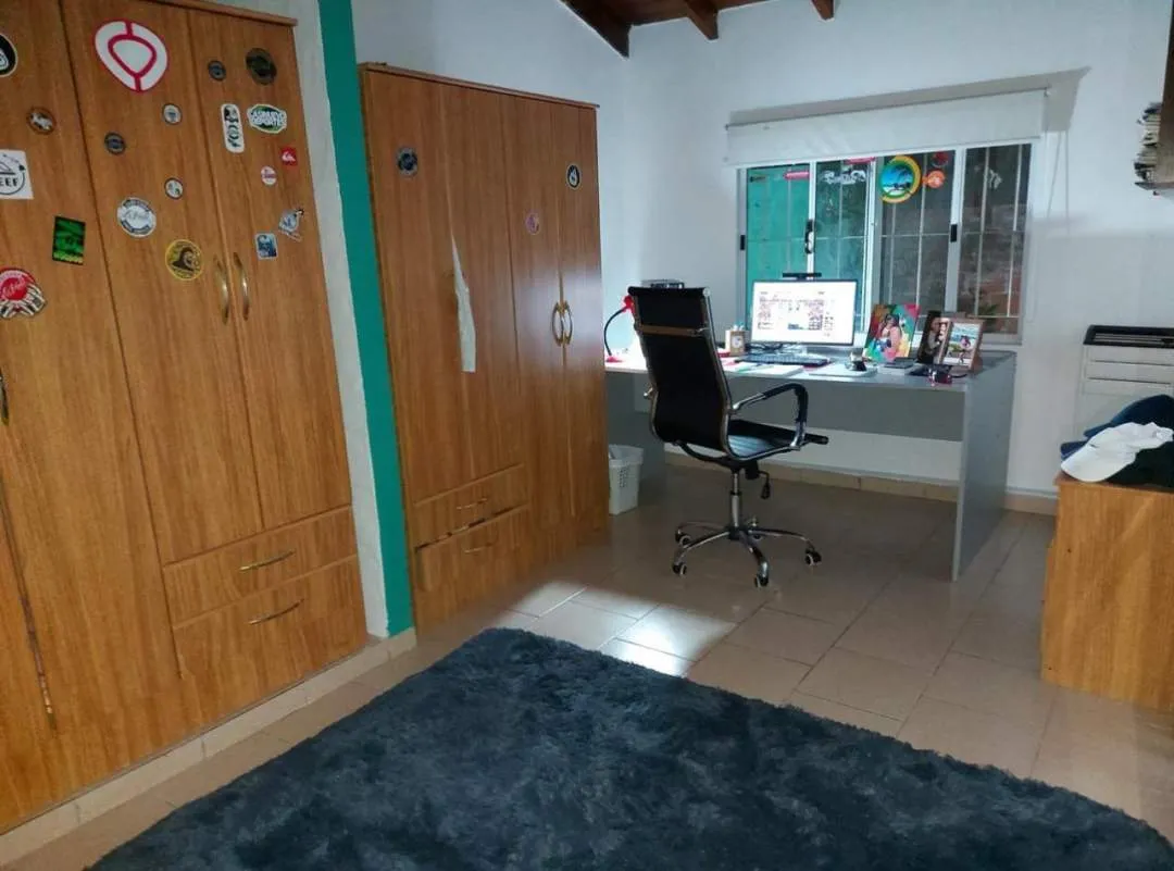 CASA CON EXCELENTES COMODIDADES