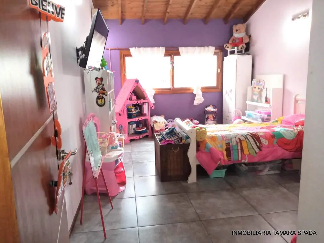 CASA MODERNA DE CATEGORÍA