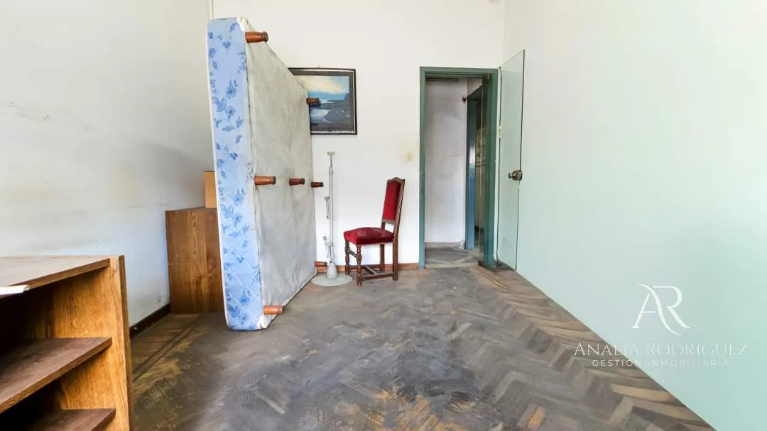 VENTA – DEPARTAMENTO / OFICINA – 6 AMBIENTES CON TERRAZA – BOULOGNE CENTRO