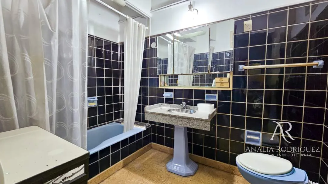 VENTA – DEPARTAMENTO / OFICINA – 6 AMBIENTES CON TERRAZA – BOULOGNE CENTRO