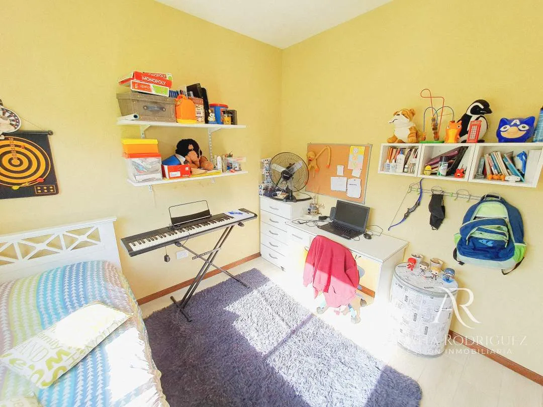 VENTA – CASA 4 AMBIENTES – PILETA Y JARDIN – LOS ARCES – LA CAÑADA DE PILAR