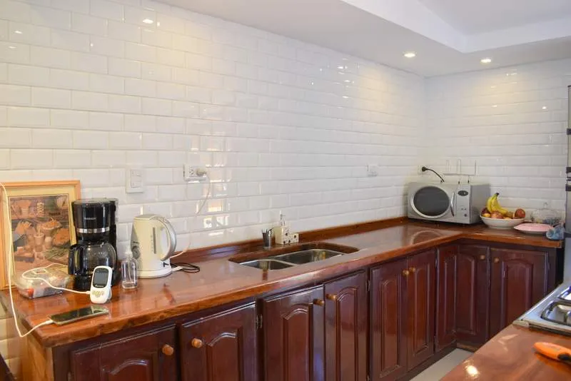 EXCELENTE CASA CON PILETA