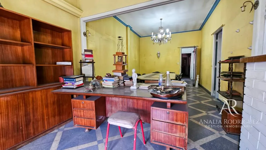 VENTA – DEPARTAMENTO / OFICINA – 6 AMBIENTES CON TERRAZA – BOULOGNE CENTRO