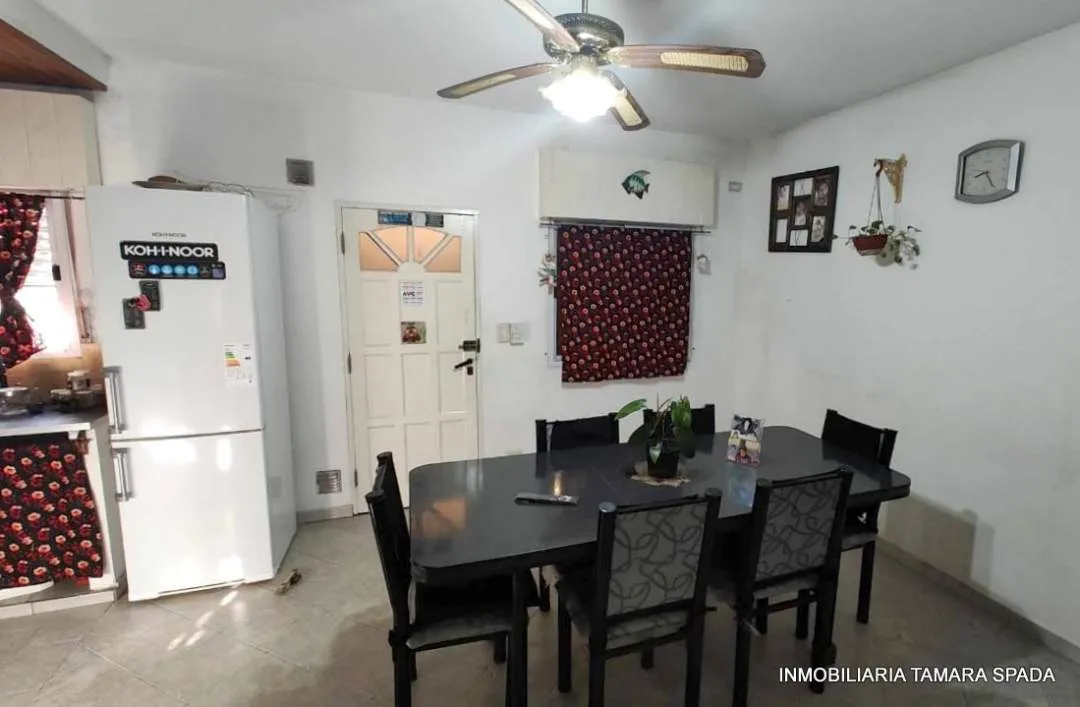 CASA EN BARRIO RESIDENCIAL A METROS DEL MONTE