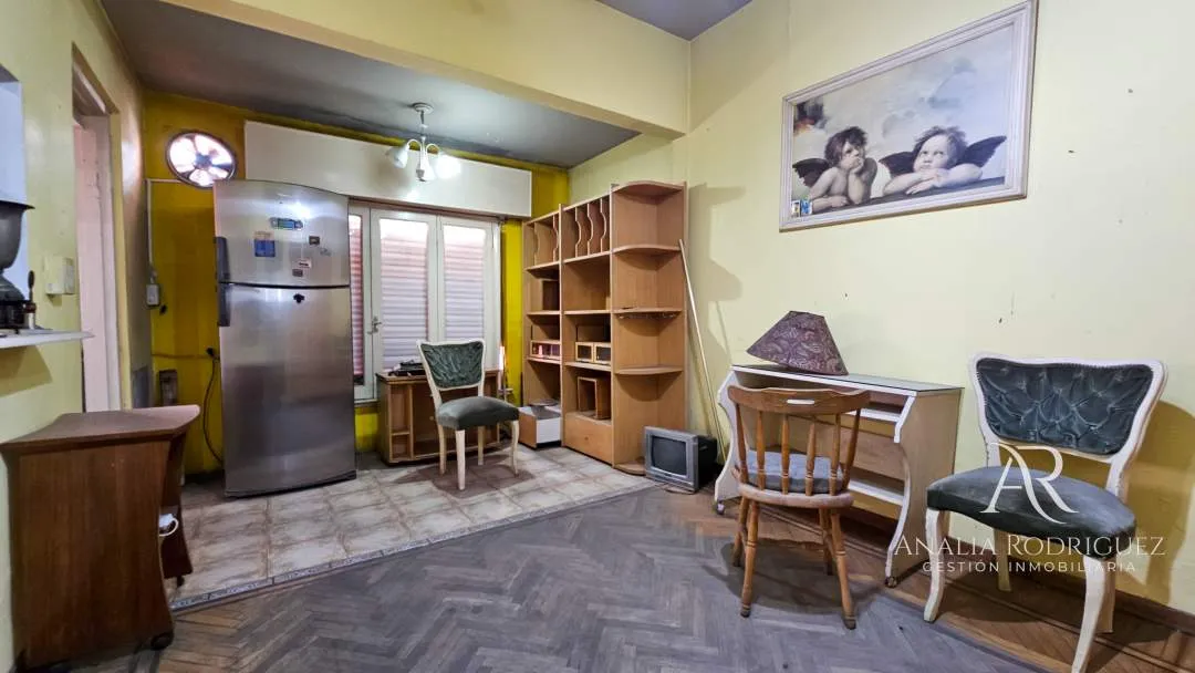 VENTA – DEPARTAMENTO / OFICINA – 6 AMBIENTES CON TERRAZA – BOULOGNE CENTRO