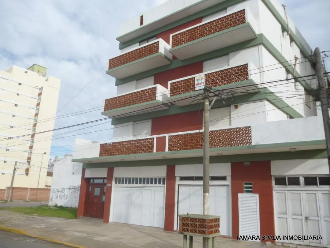 DEPARTAMENTO CON COCHERA