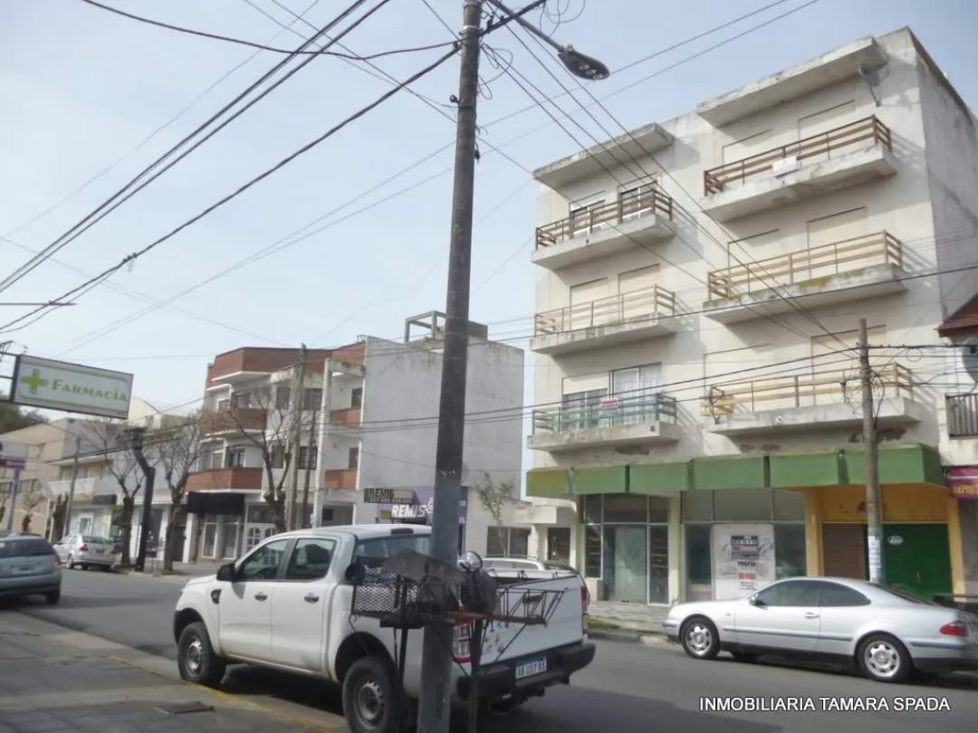 DEPARTAMENTO EN AV. 32
