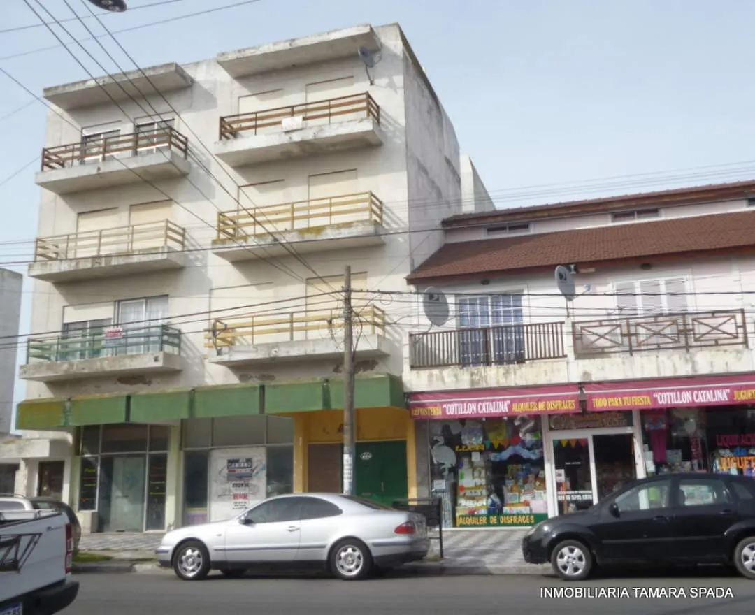 DEPARTAMENTO EN AV. 32