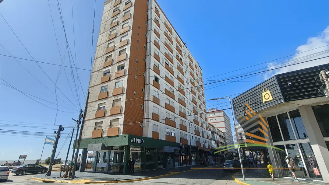 DEPARTAMENTO EN PEATONAL DE SANTA TERESITA