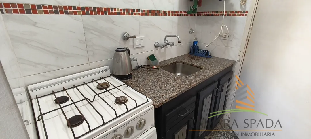 DEPARTAMENTO EN PEATONAL DE SANTA TERESITA