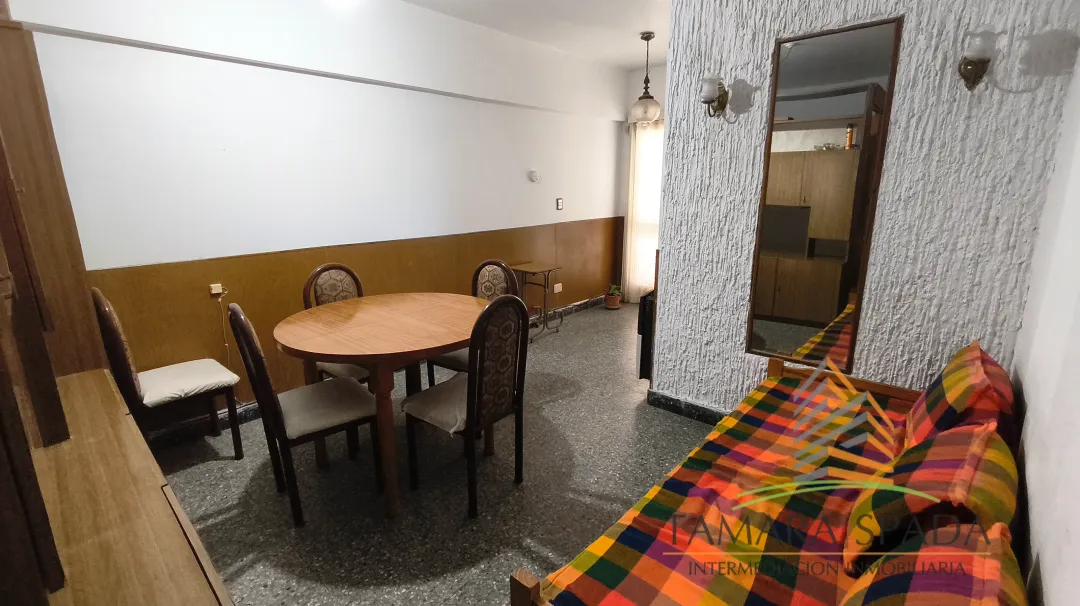 DEPARTAMENTO A METROS DEL MONTE Y DEL MAR