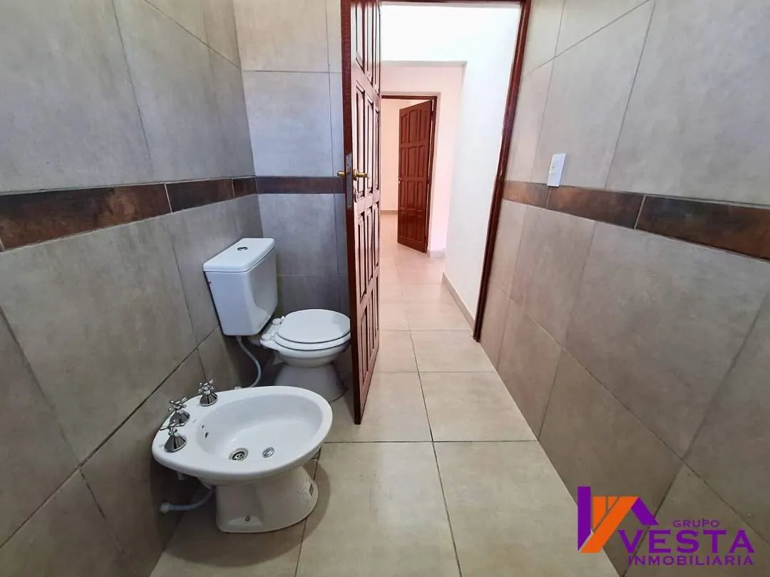 Casa con quincho y piscina- Cerrillos- Los Adobes