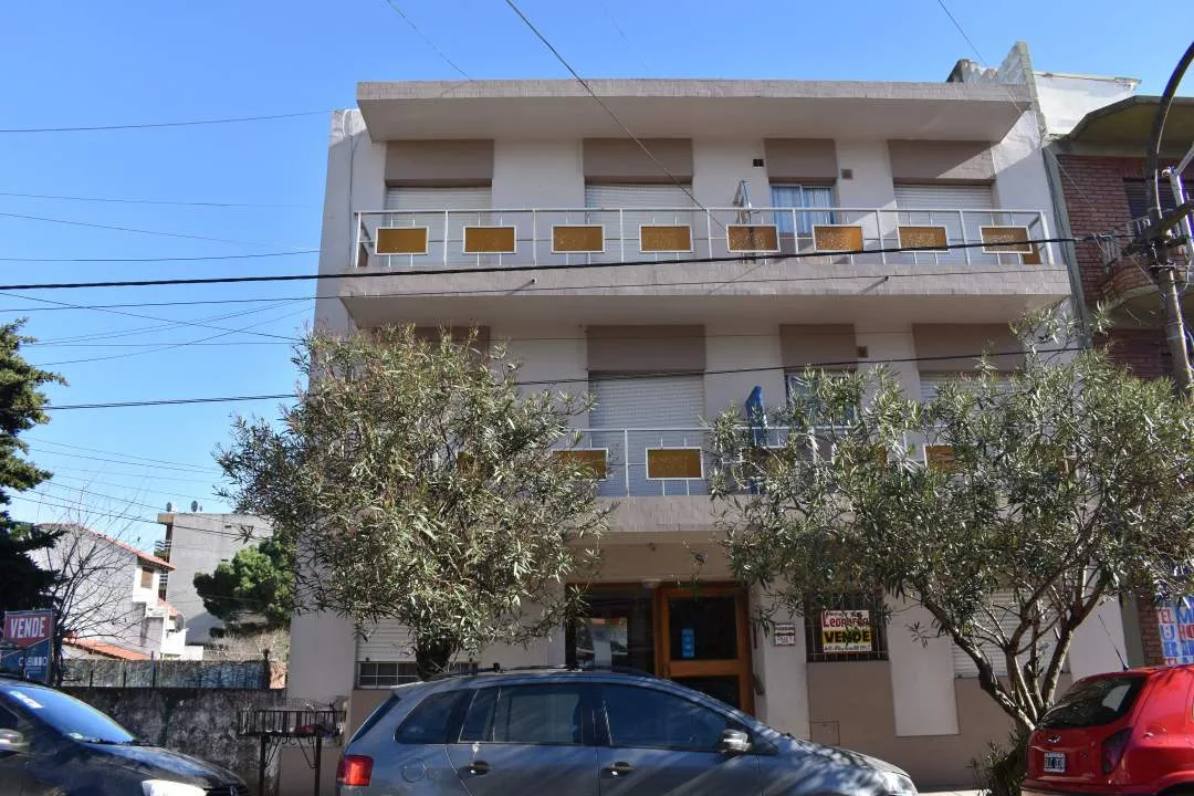 DEPARTAMENTO EN PLANTA BAJA CENTRICO