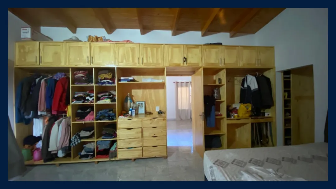 CASA 2 Plantas en VENTA (Zona Rio Uruguay - Mnes)