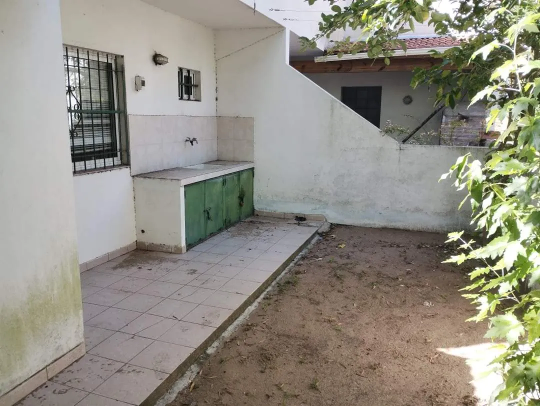 CHALET 3 AMBIENTES EN VENTA ( lote 16x35 )