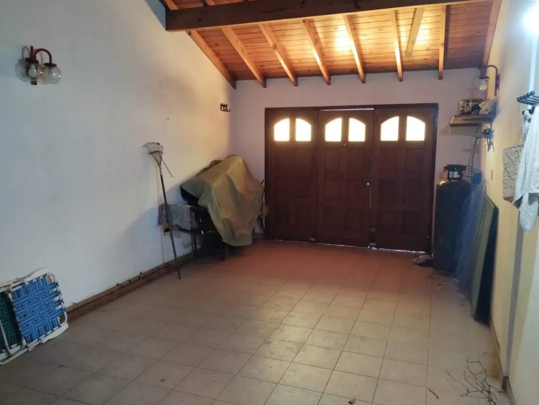 CHALET 3 AMBIENTES EN VENTA ( lote 16x35 )